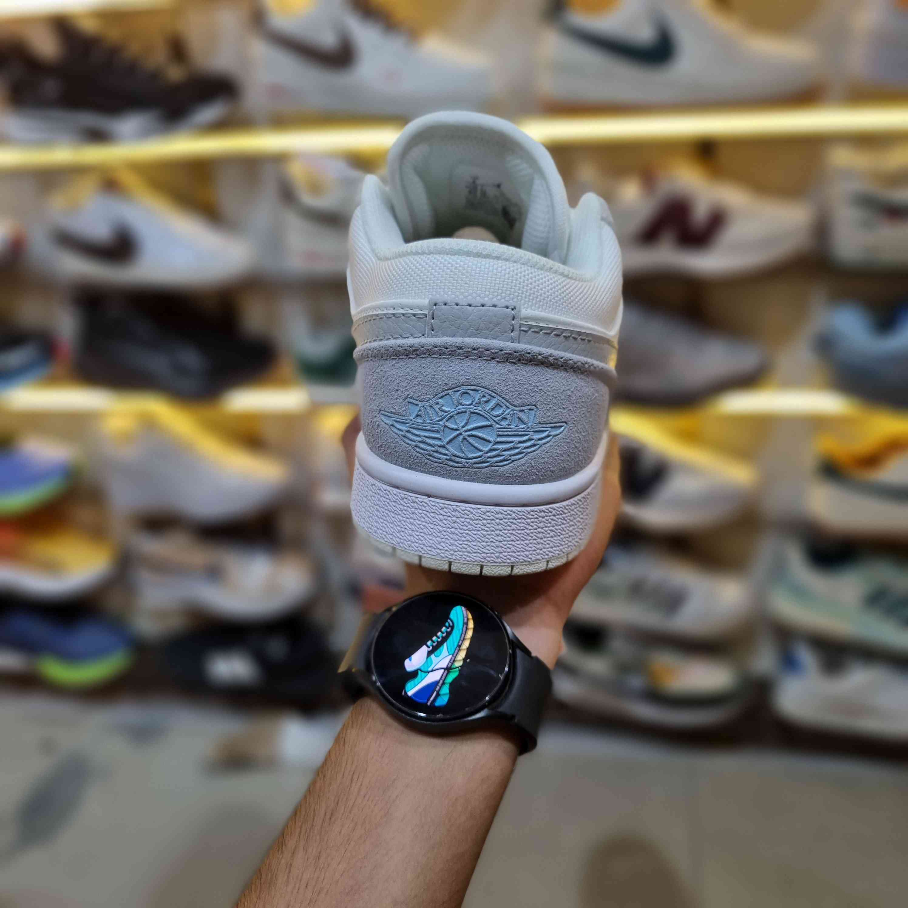 Buy Jordan 1 Low Paris Online at Best Price