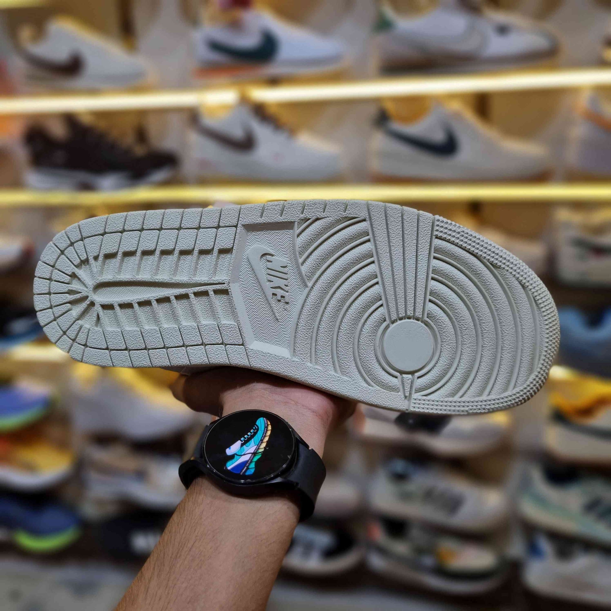 Best Quality First Copy Jordan 1 Low Paris