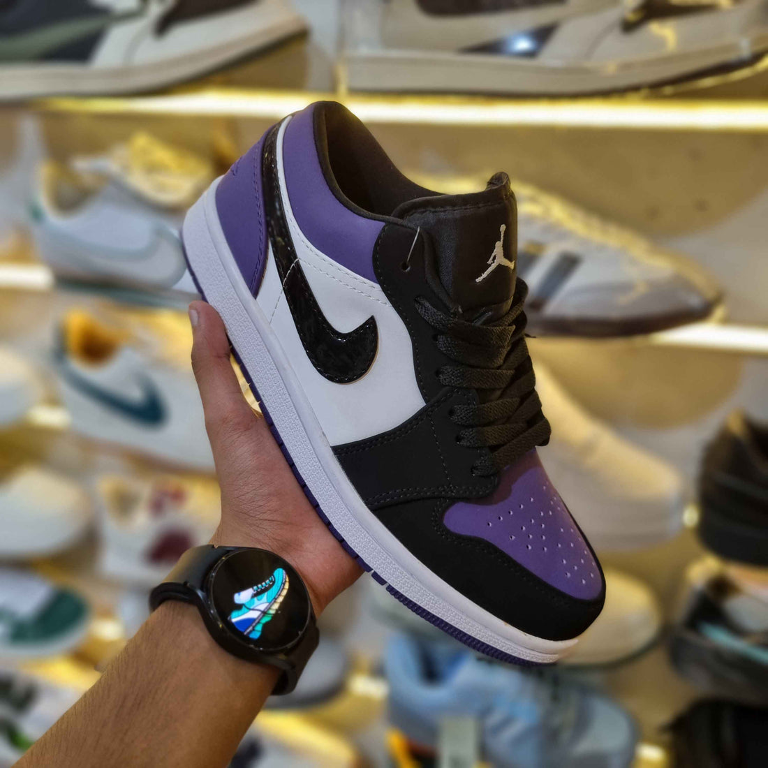 Black-white-purple retro low-top sneakers – front view